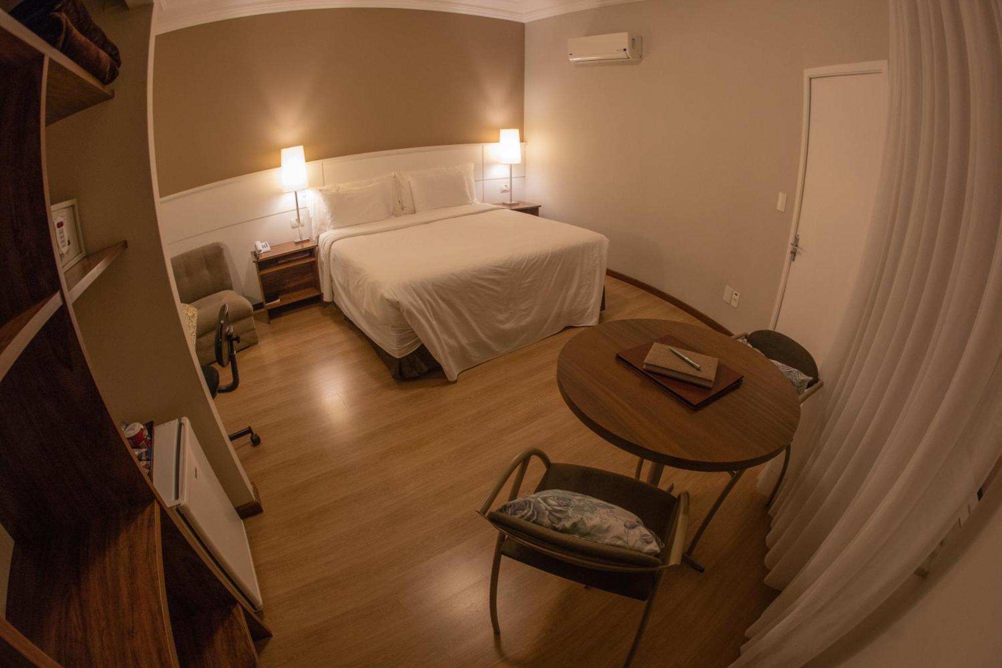 Planalto Select Hotel Ponta Grossa بونتا غروسا المظهر الخارجي الصورة