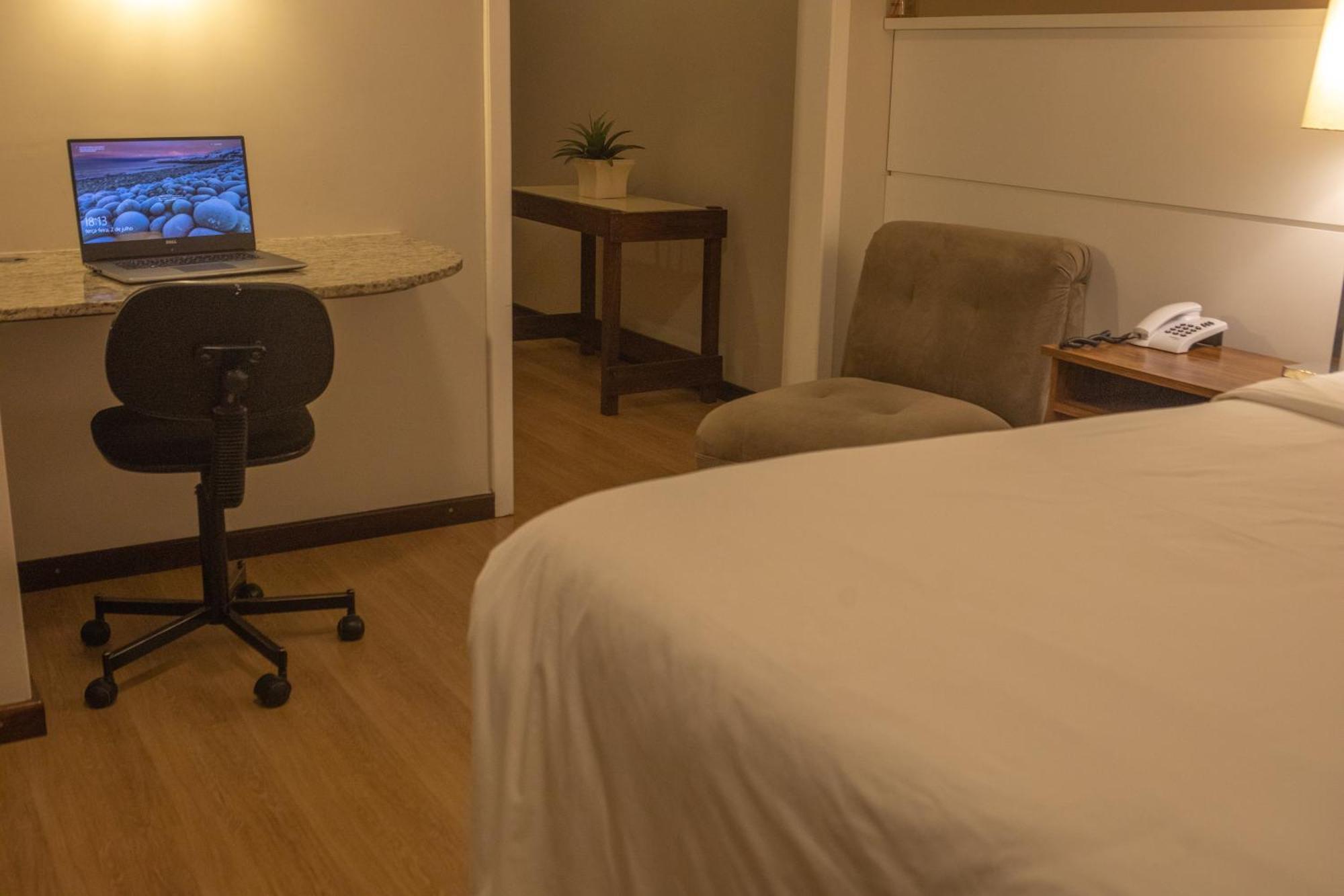 Planalto Select Hotel Ponta Grossa بونتا غروسا المظهر الخارجي الصورة